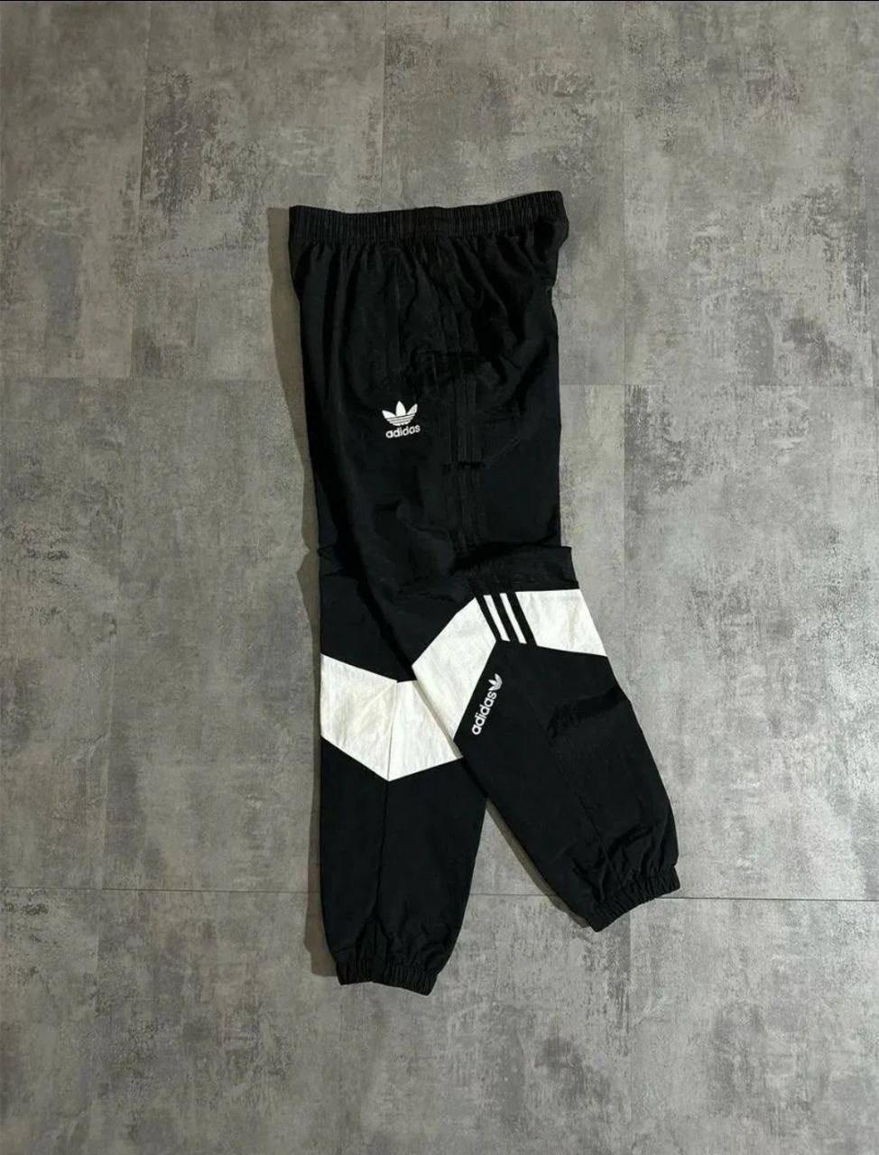 спортивные костюмы адидас,мужской спортивный костюм adidas,спортивный костюм adidas,спортивный костюм мужской adidas весенний,спортивный костюм adidas 90х