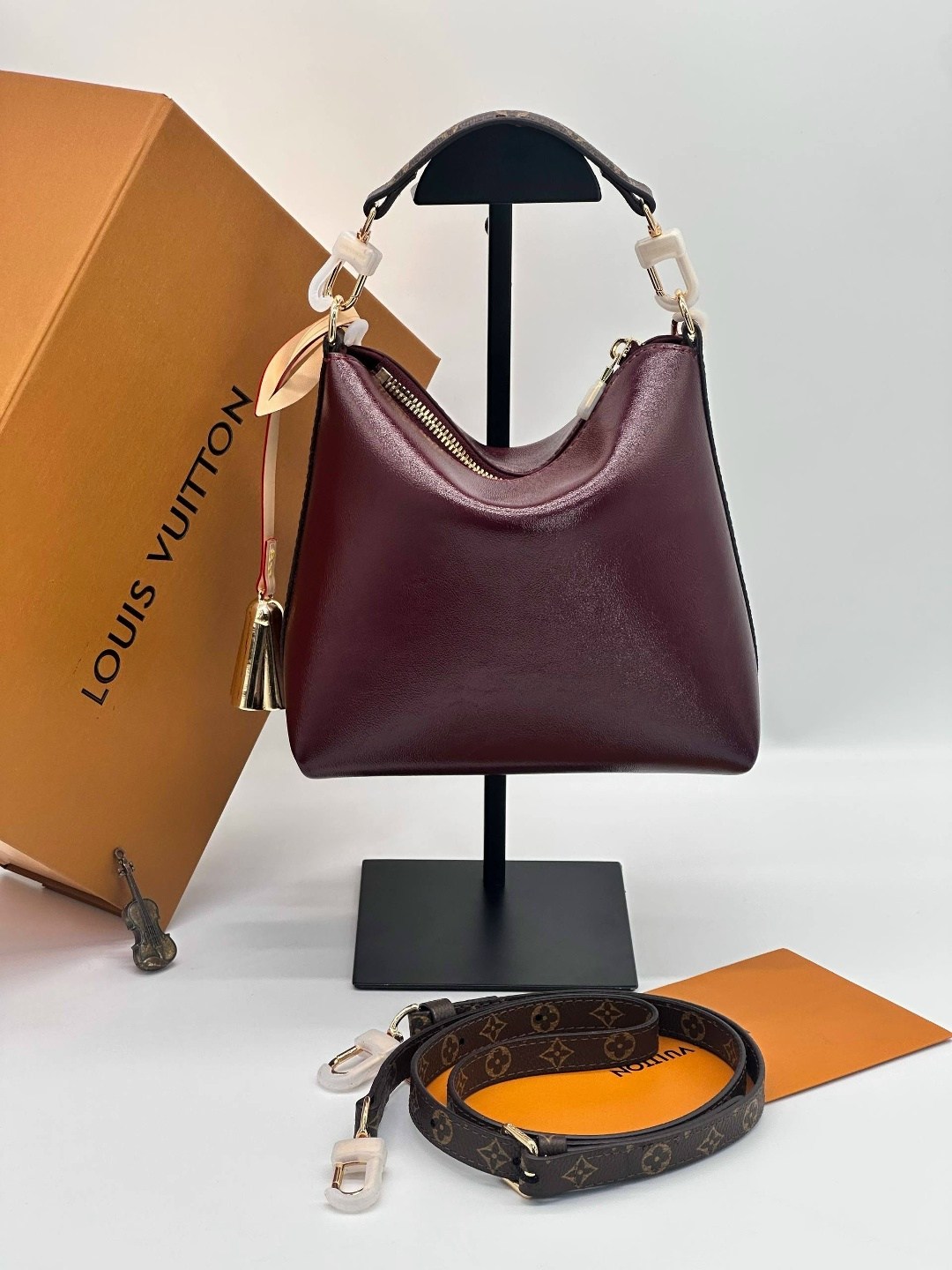 louis vuitton сумка,сумки женская,сумка,бордовая сумка,сумки брендовая