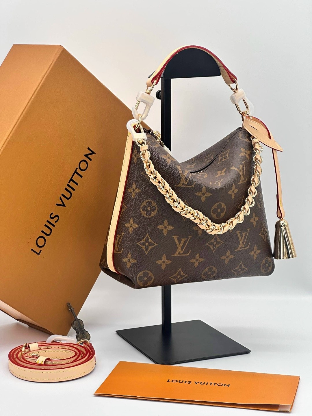 сумка louis vuitton,louis vuitton сумка на плечо,женская сумка на louis vuitton,сумка луи виттон,сумка женская луи виттон