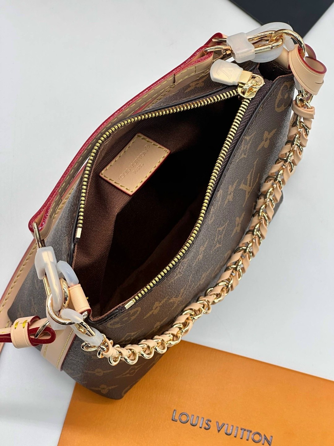 сумка louis vuitton,louis vuitton сумка на плечо,женская сумка на louis vuitton,сумка луи виттон,сумка женская луи виттон
