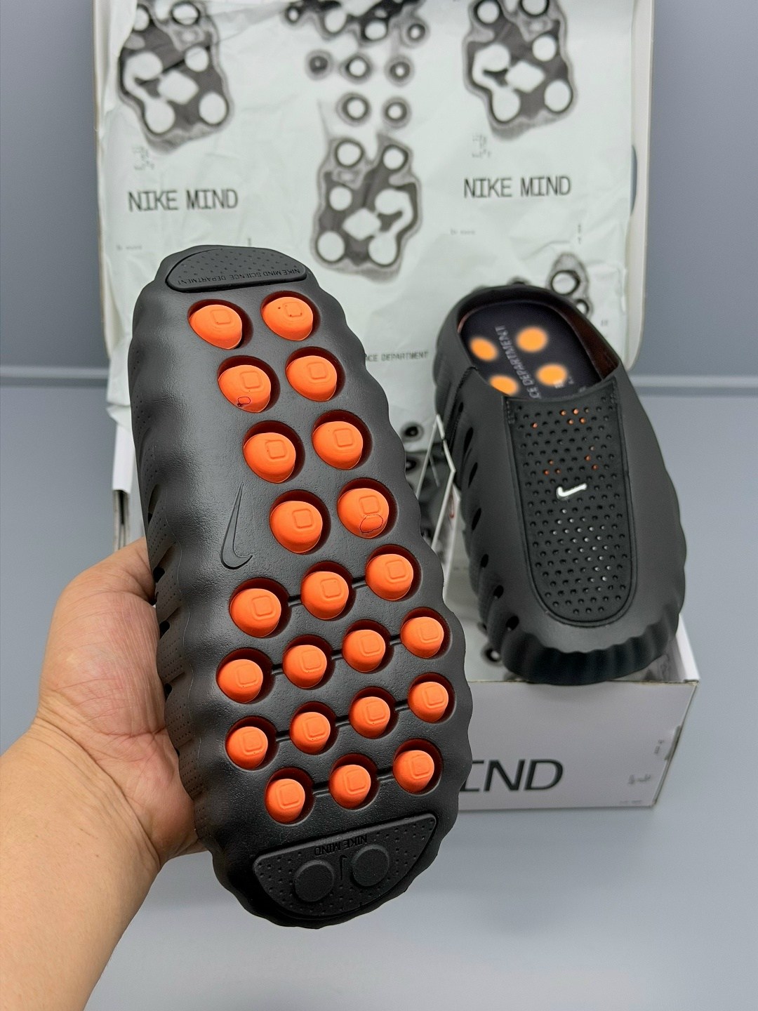 кроссовки,тапки модные,кроссовки nike,оригинальный спортивный, будущего