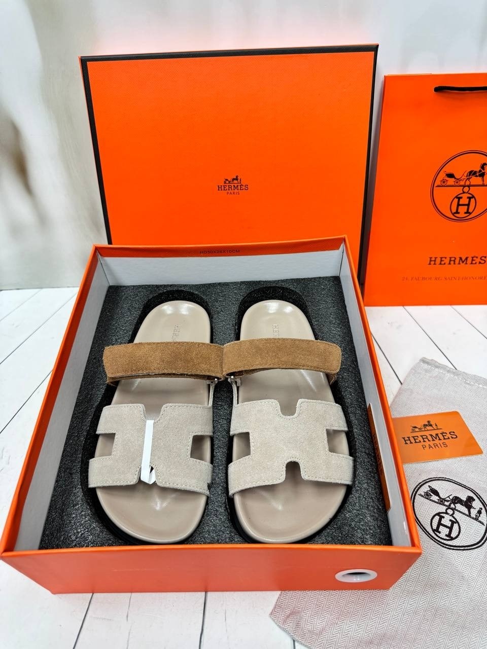 шлепанцы hermes,шлепки hermes,шлепки hermes женские,сандалии hermes,тапочки hermes