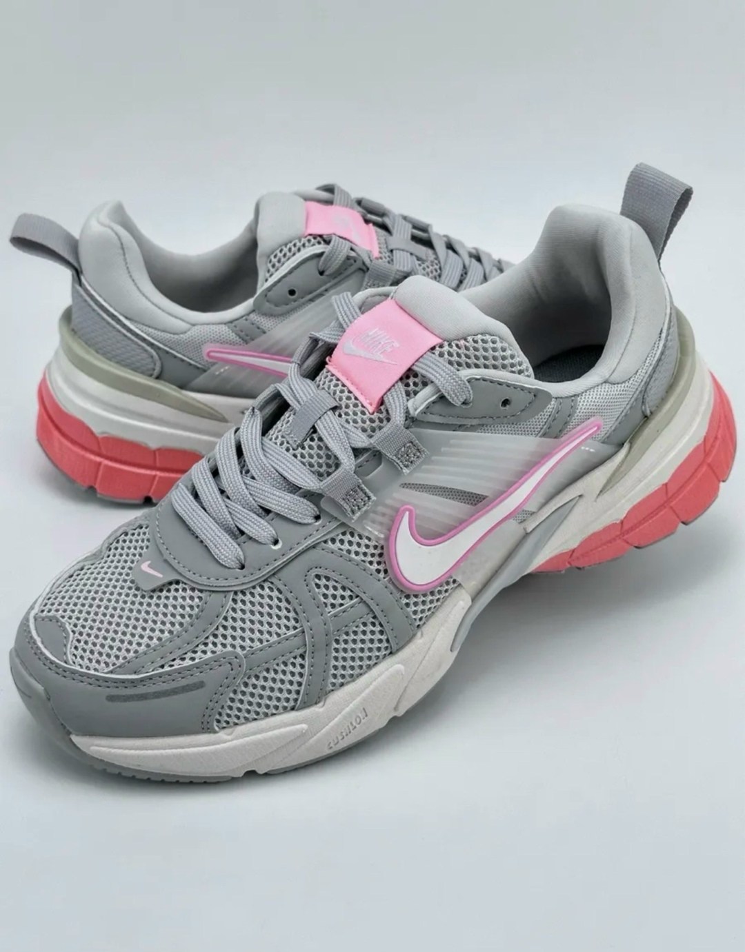кроссовки найк,кроссовки nike,кроссовки,спортивная ,кроссовки nike v 2 k run