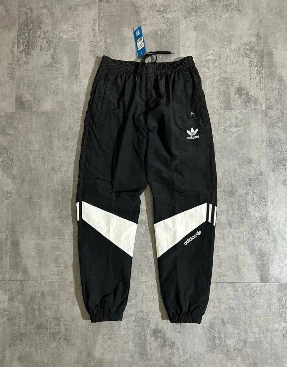 спортивные костюмы адидас,мужской спортивный костюм adidas,спортивный костюм adidas,спортивный костюм мужской adidas весенний,спортивный костюм adidas 90х