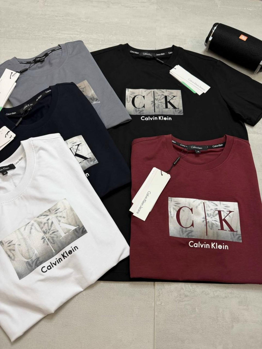 мужская футболка calvin klein,мужская футболка calvin klein jeans,футболка calvin klein jeans,женские футболки calvin klein,футболки мужские
