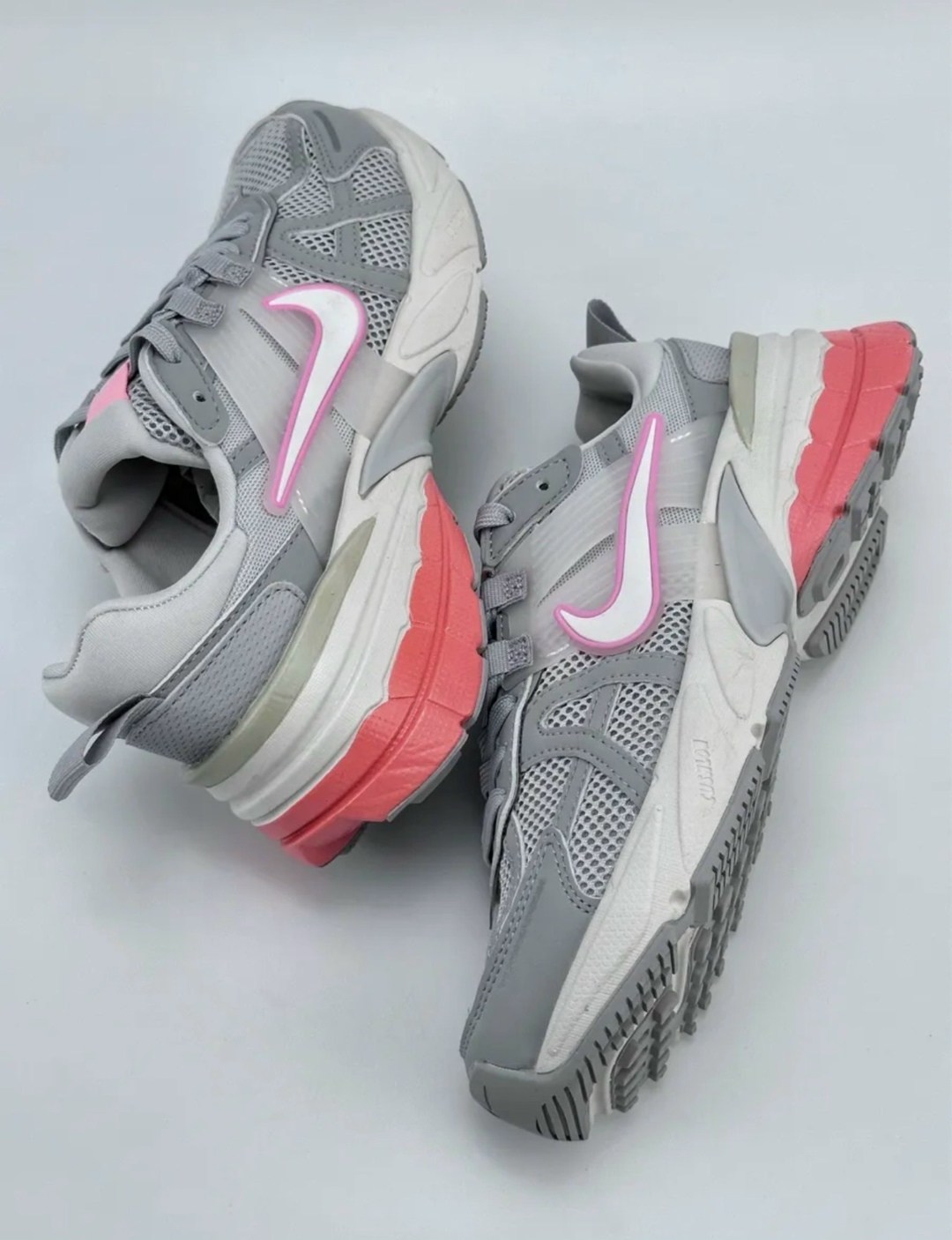 кроссовки найк,кроссовки nike,кроссовки,спортивная ,кроссовки nike v 2 k run