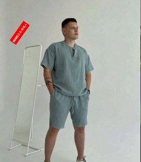 Костюм