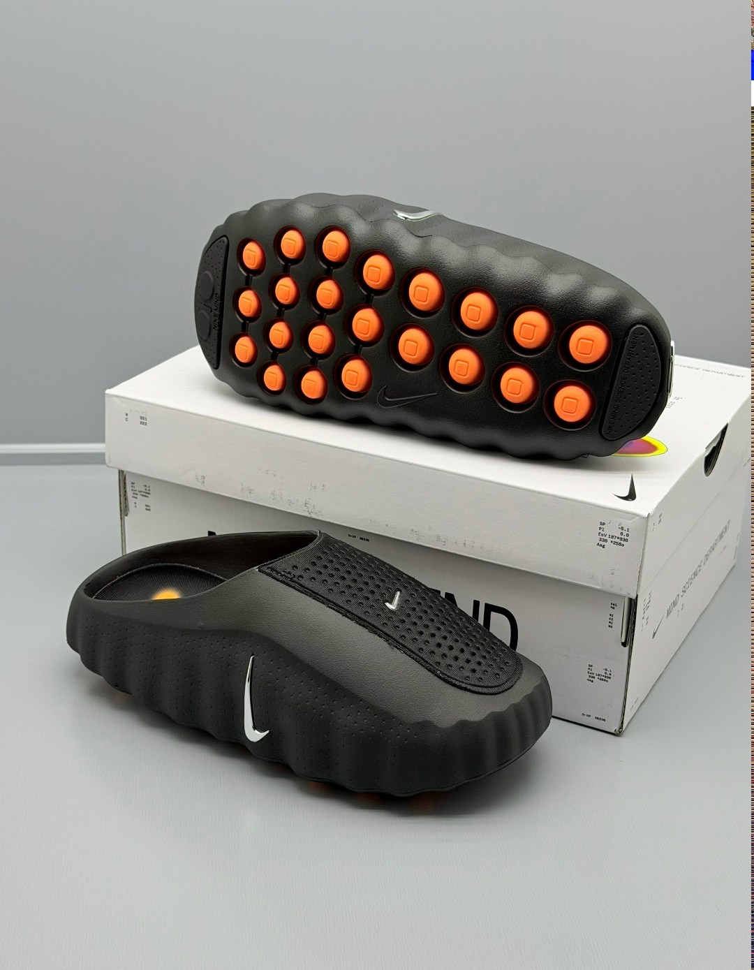 кроссовки,тапки модные,кроссовки nike,оригинальный спортивный, будущего