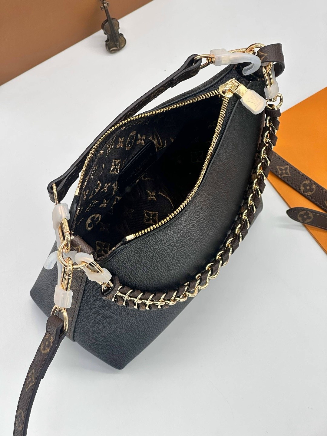 сумка женская louis vuitton,сумка женская louis vuitton 27-18 большой размер,сумкa louis vuitton,сумка женская брендовая,сумка