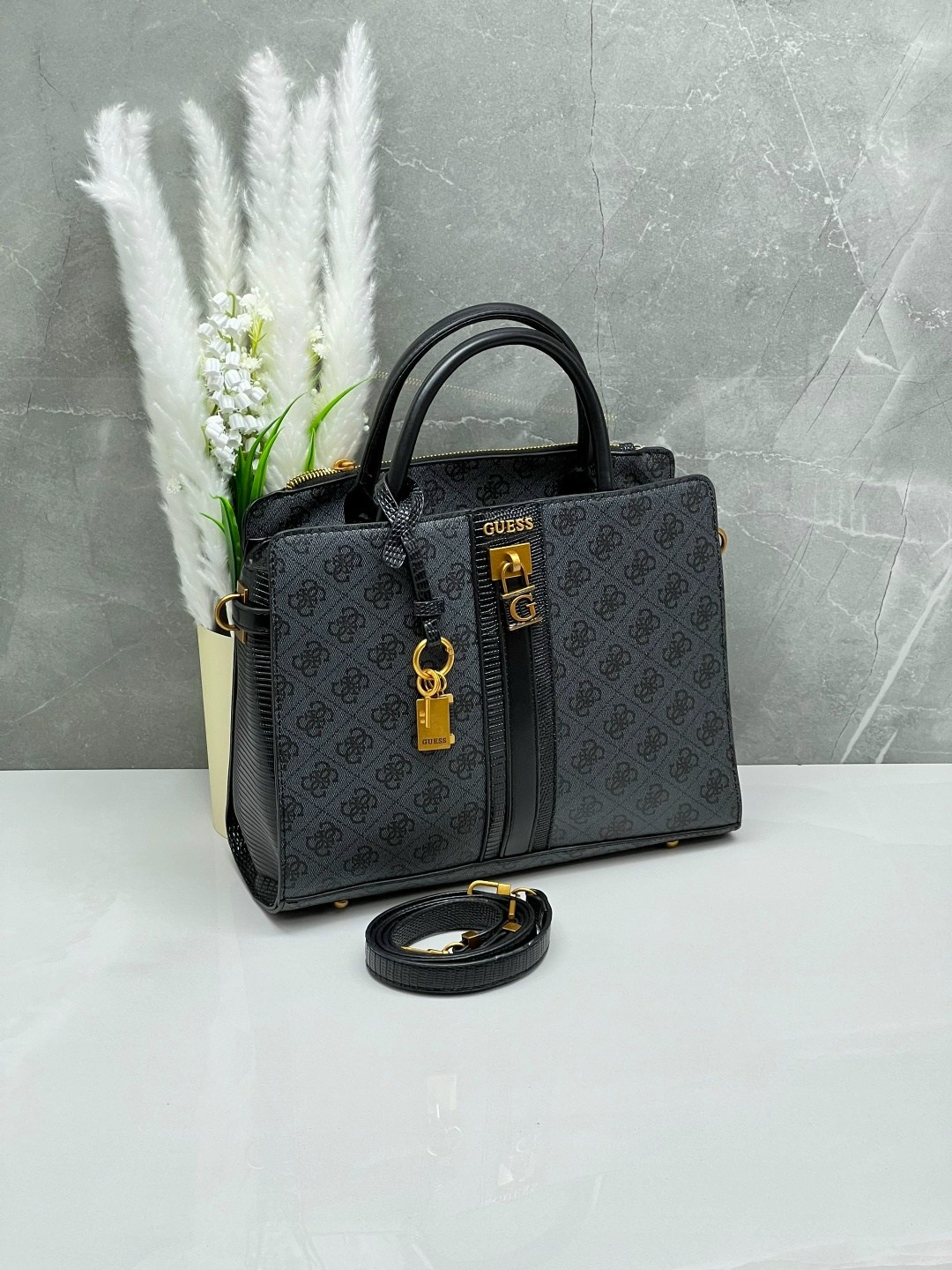 сумка женская guess,сумка guess,сумка,guess сумка тоут,сумка guess оригинал