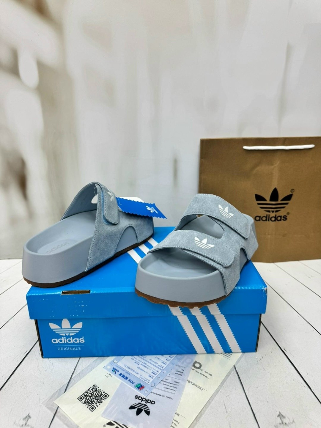 adidas originals adilette lite,шлепанцы adidas originals adilette lite,adidas originals adilette,шлепанцы adidas originals adilette,женские шлепанцы adidas originals adilette