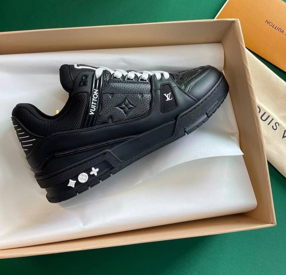кроссовки мужские louis vuitton,кроссовки louis vuitton кроссовки louis vuitton,кроссовки louis vuitton,мужские лаковые черные кроссовки louis vuitton trainer,женские кожаные черные кроссовки louis vu