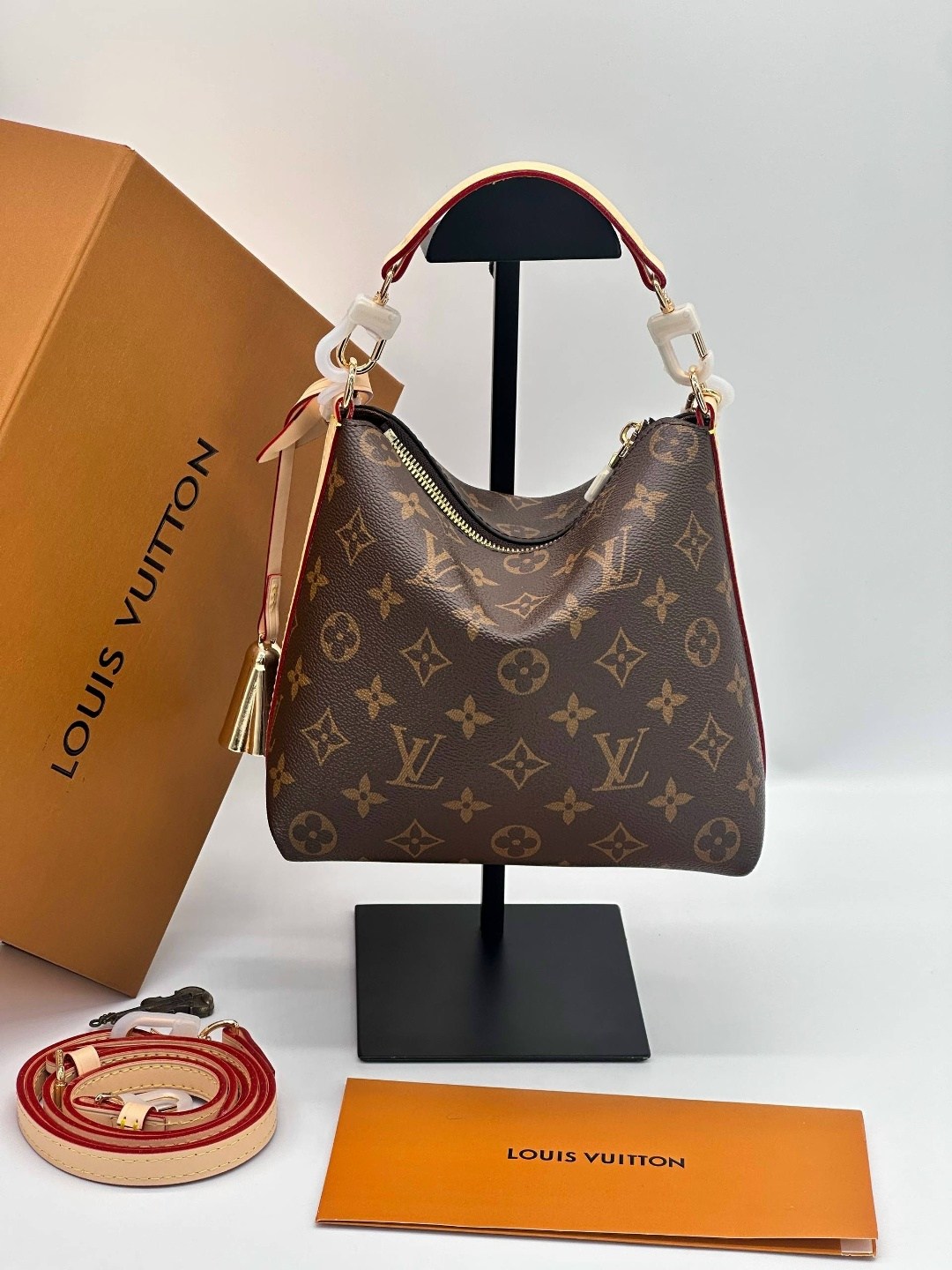 сумка louis vuitton,louis vuitton сумка на плечо,женская сумка на louis vuitton,сумка луи виттон,сумка женская луи виттон