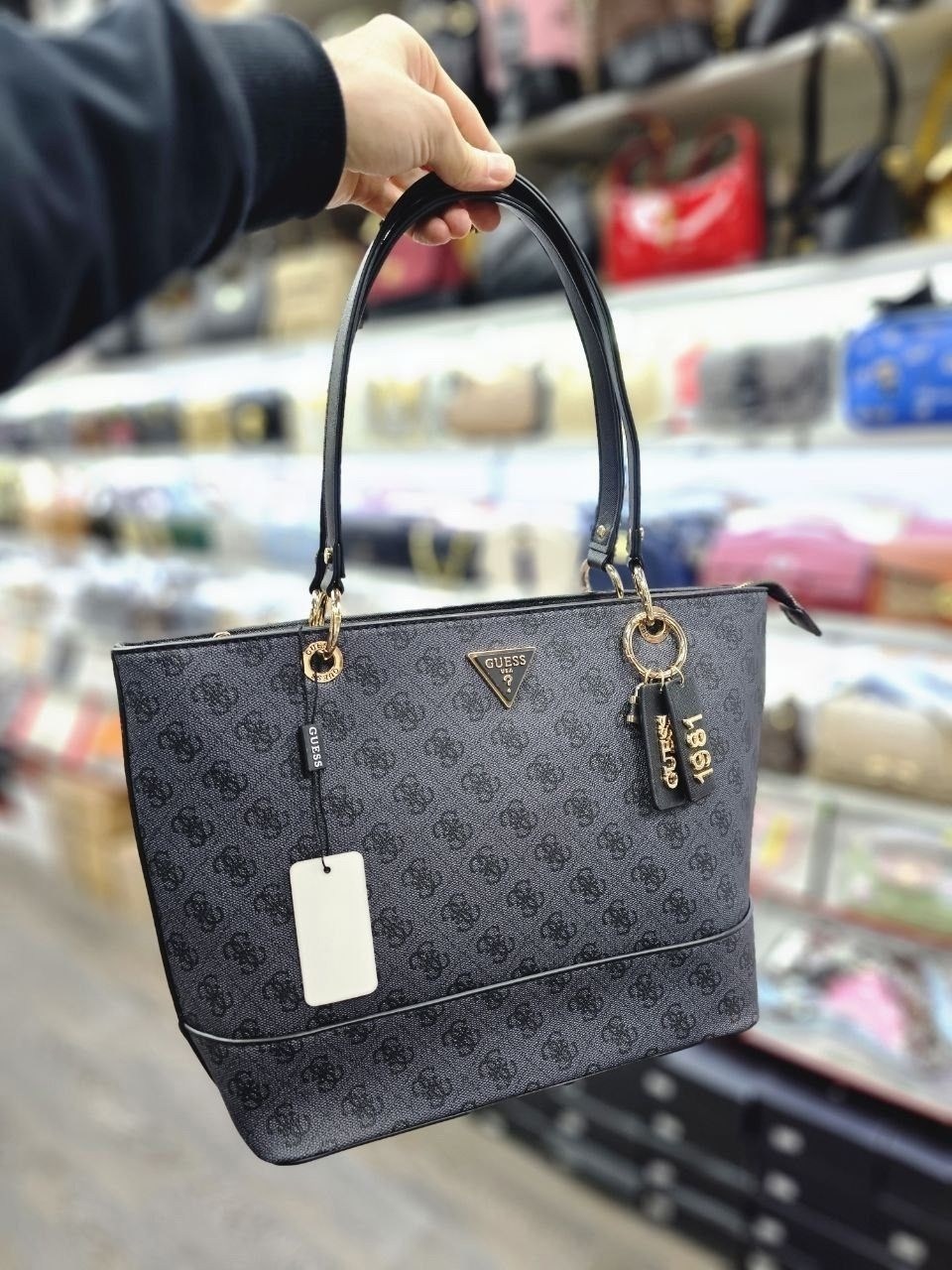 женская сумка guess,сумка guess,сумка-шоппер guess,сумка шопер guess,сумка guess женская большая