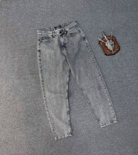 Джинсы