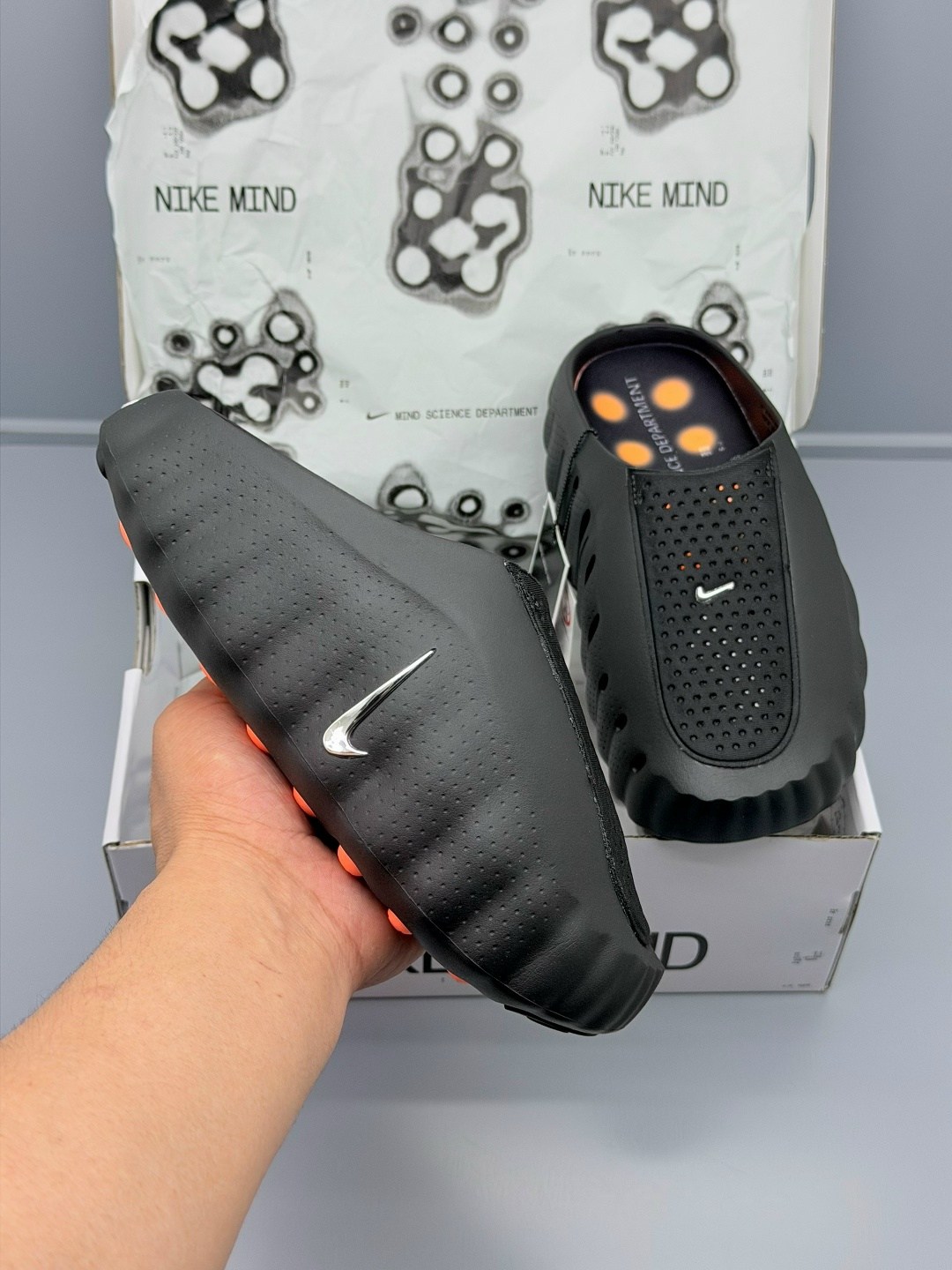 кроссовки,тапки модные,кроссовки nike,оригинальный спортивный, будущего