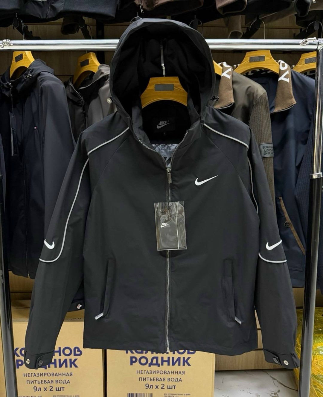куртка,теплая куртка,nike ветровка,куртка мужская,куртка демисезонная nike