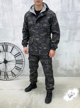 Костюм