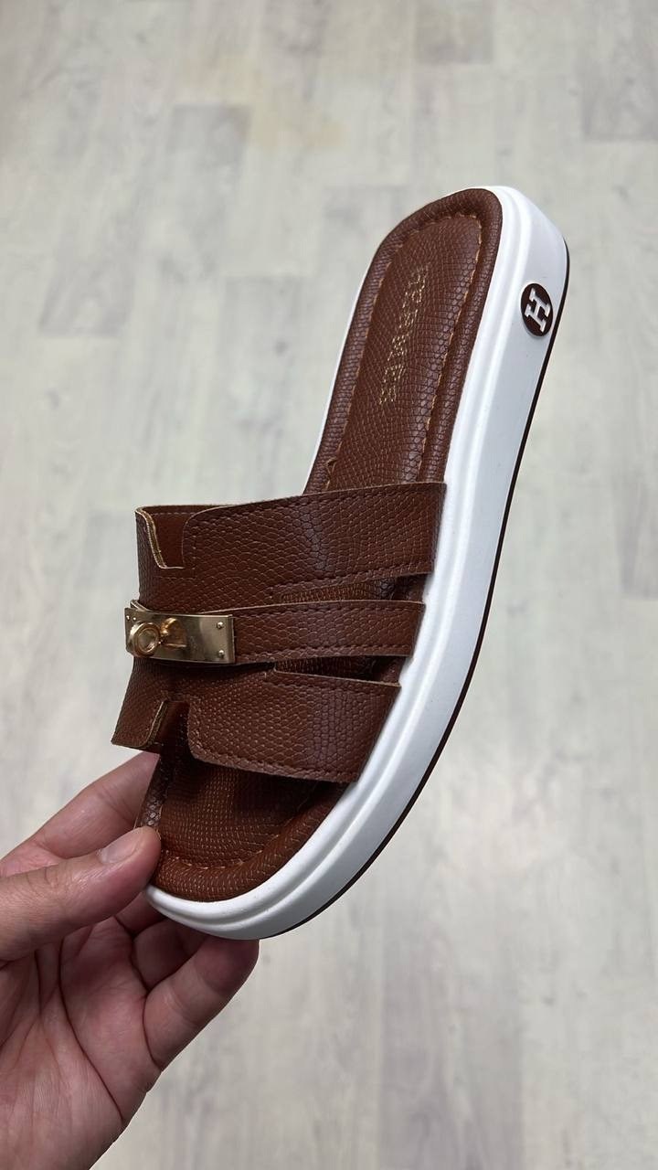 ,шлепанцы женские,шлепанцы fendi,шлепки женские,тапочки модные
