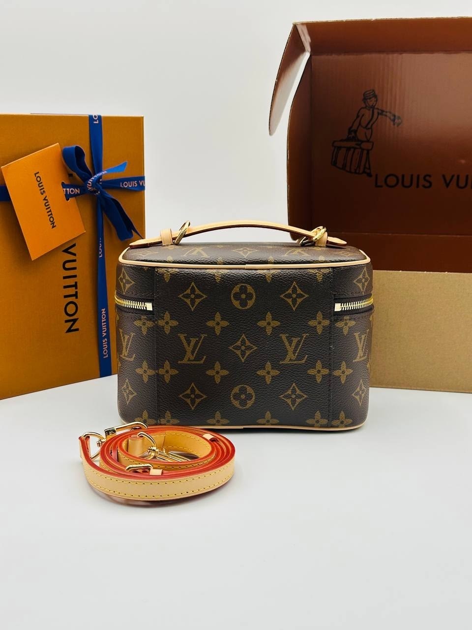 louis vuitton косметичка louis vuitton,сумка косметичка louis vuitton,косметичка louis vuitton,косметичка louis vuitton из натуральной кожи,сумка женская louis vuitton