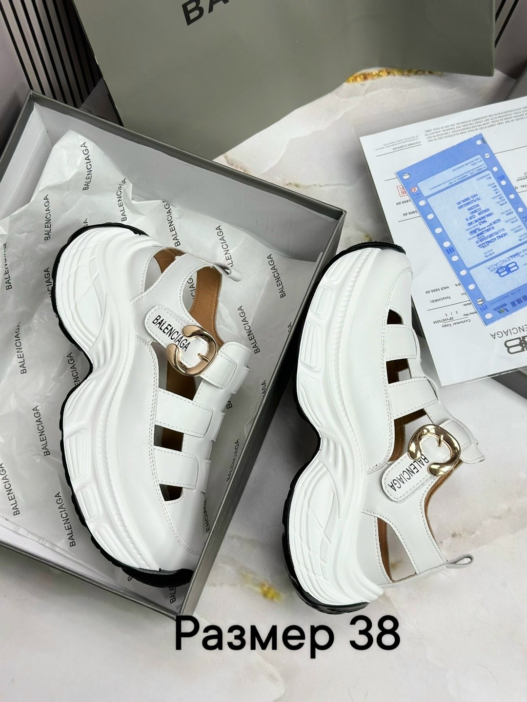кроссовки balenciaga,,босоножки balenciaga,balenciaga кроссовки женские,сандалии balenciaga