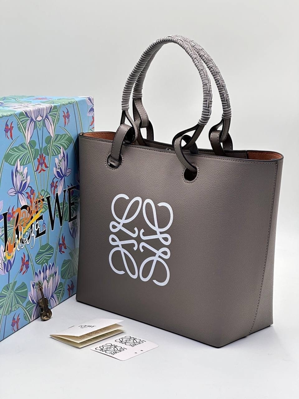 сумка тоут loewe,сумка loewe,женская сумка loewe,женская сумка шоппер,сумка