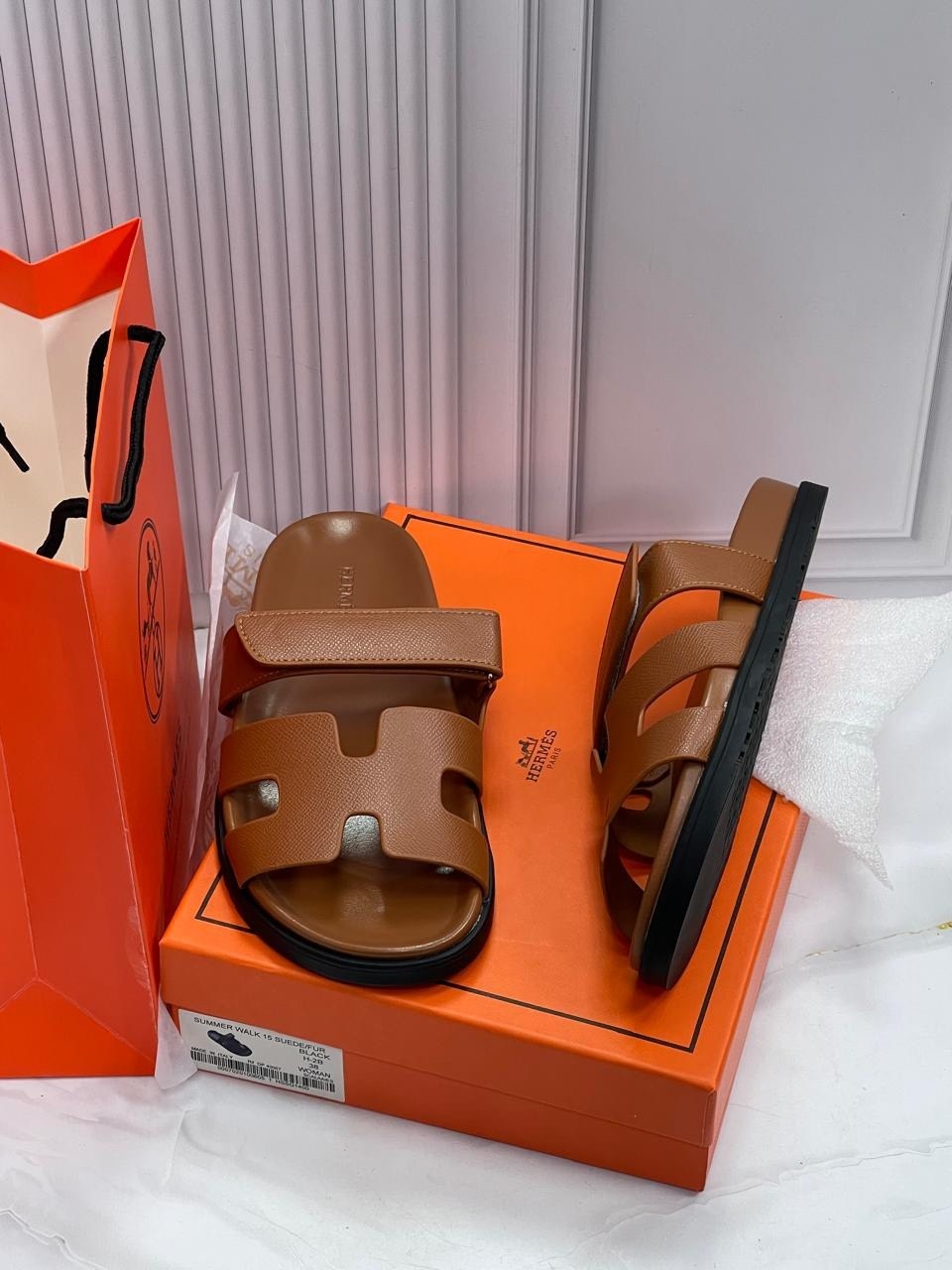 шлепанцы hermes,hermes ,,босоножки hermes,шлепки hermes
