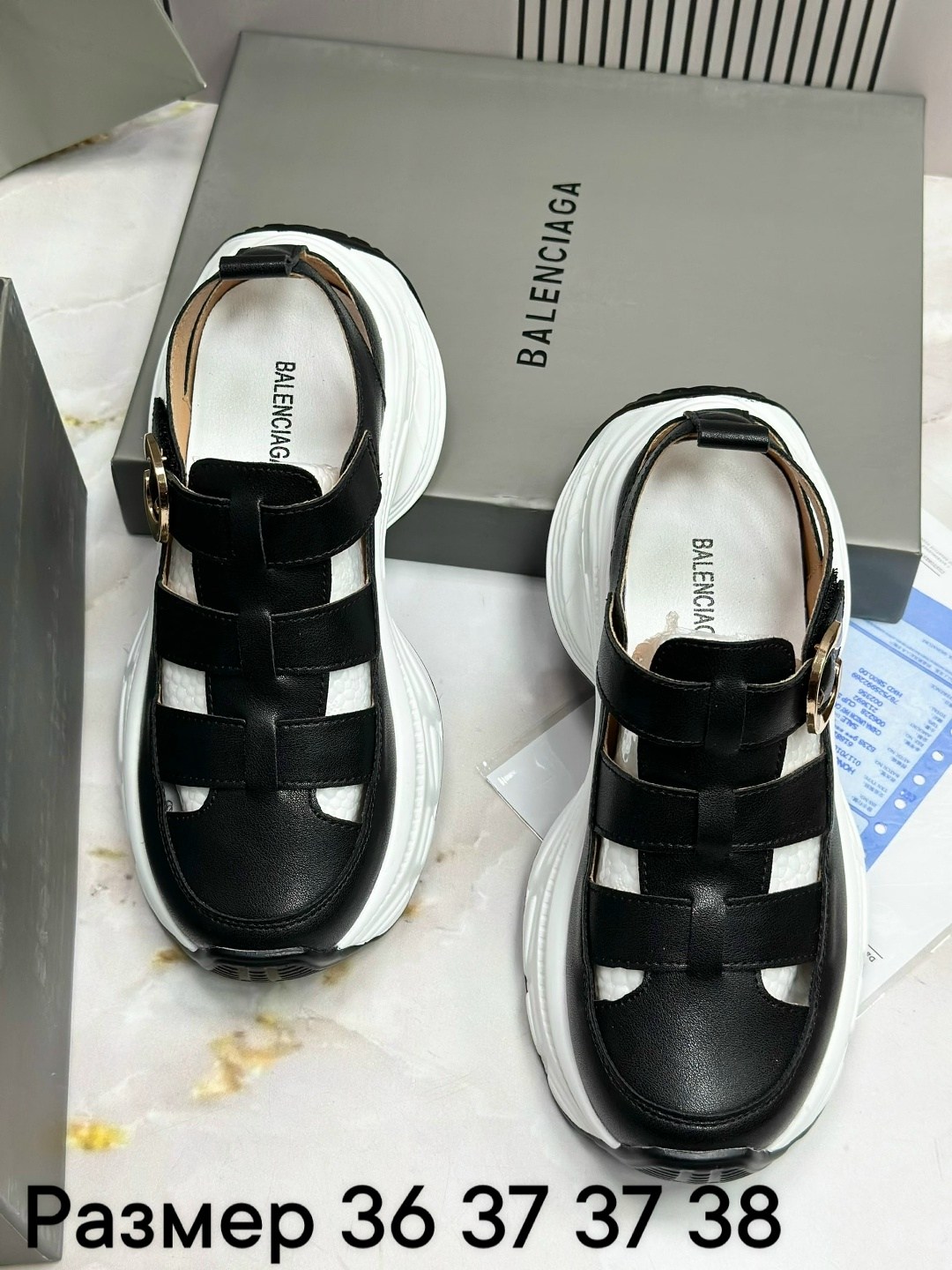 кроссовки balenciaga,,босоножки balenciaga,balenciaga кроссовки женские,сандалии balenciaga