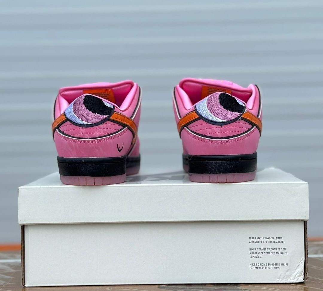 nike sb dunk low the powerpuff girls blossom,кроссовки nike dunk sb low,кроссовки nike the powerpuff girls x dunk low pro,кроссовки,nike dunk low