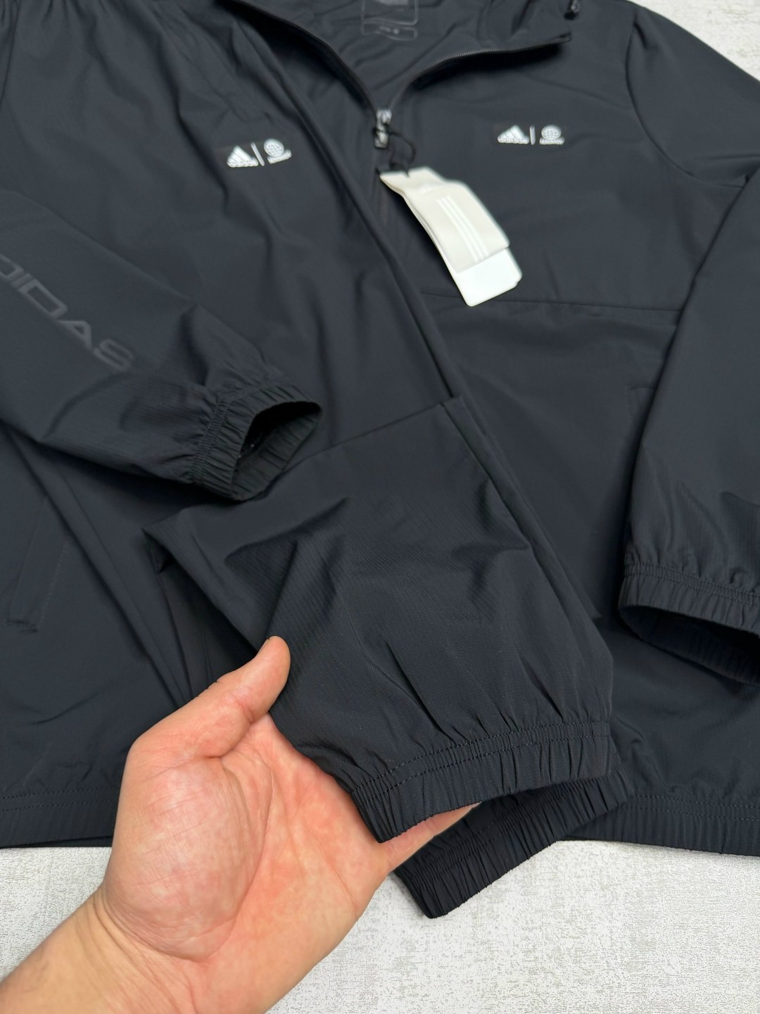 куртка ветровка adidas,куртка мужская adidas,куртка adidas utilitas,пуховик мужской adidas traveer cr j черный 3xl,adidas куртка