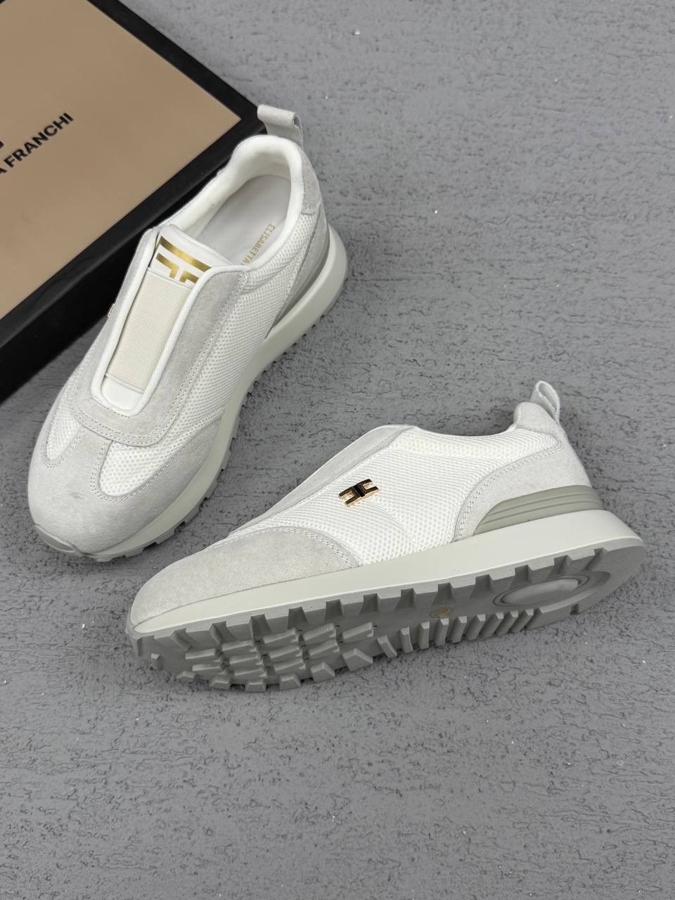 ,fendi кроссовки, женская,спортивная ,повседневная