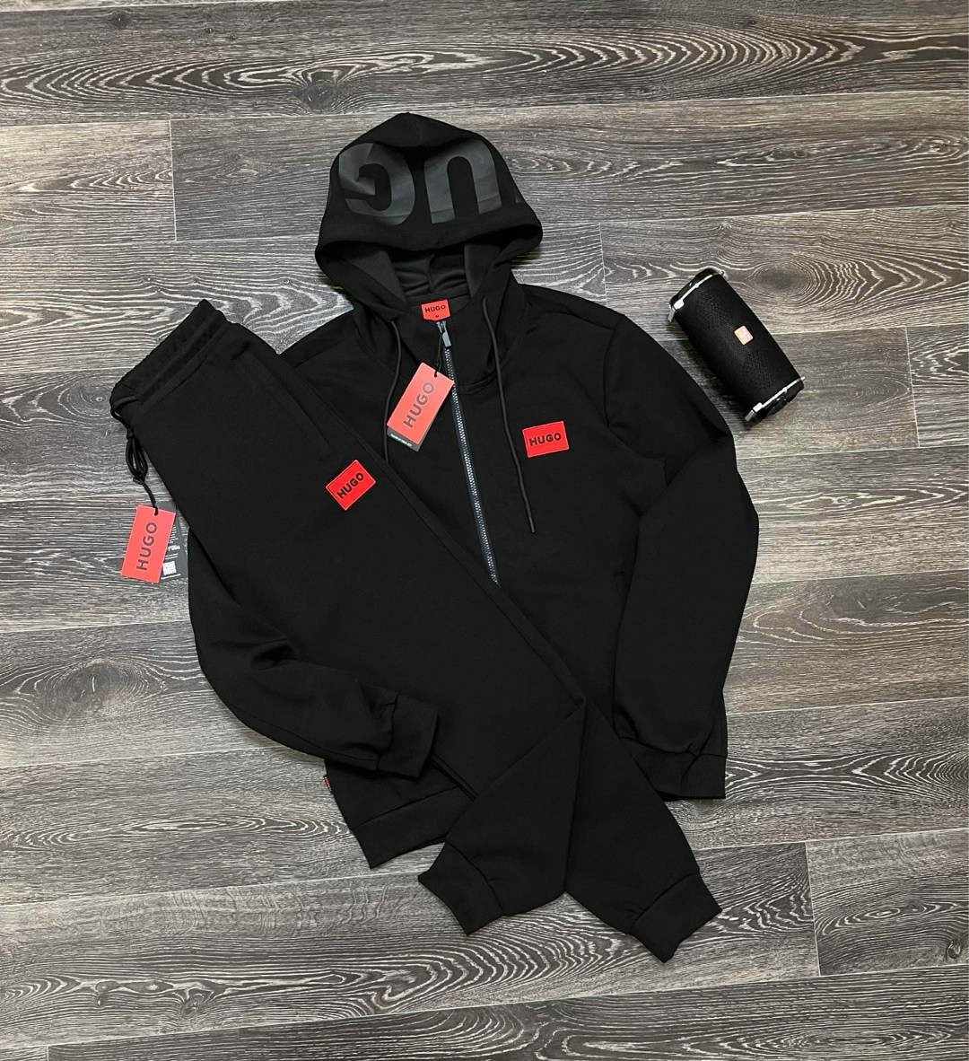 спортивный костюм hugo,спортивный костюм hugo boss,мужские спортивные костюмы,спортивные костюм,костюм на флисе мужской