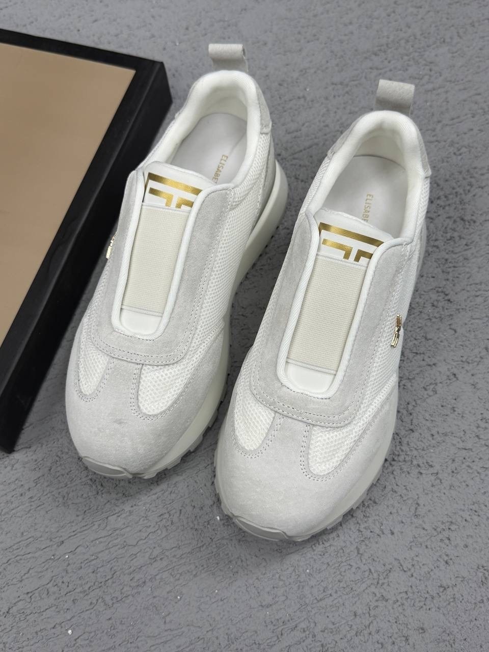 ,fendi кроссовки, женская,спортивная ,повседневная