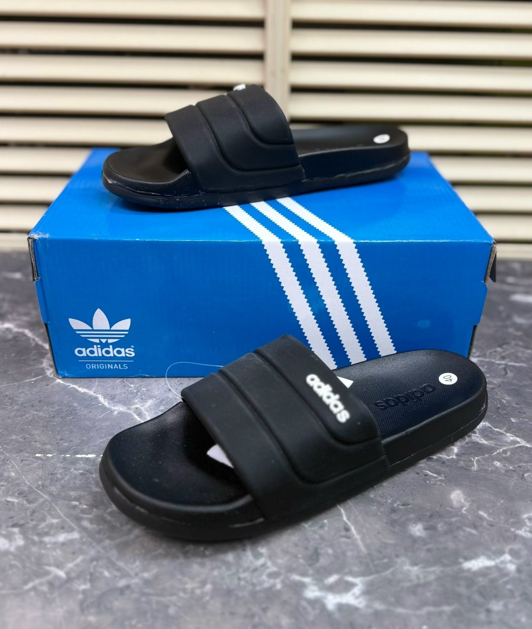 adidas adilette comfort slides,adidas adilette comfort,шлепанцы adidas adilette,мужские шлепанцы,adidas adilette
