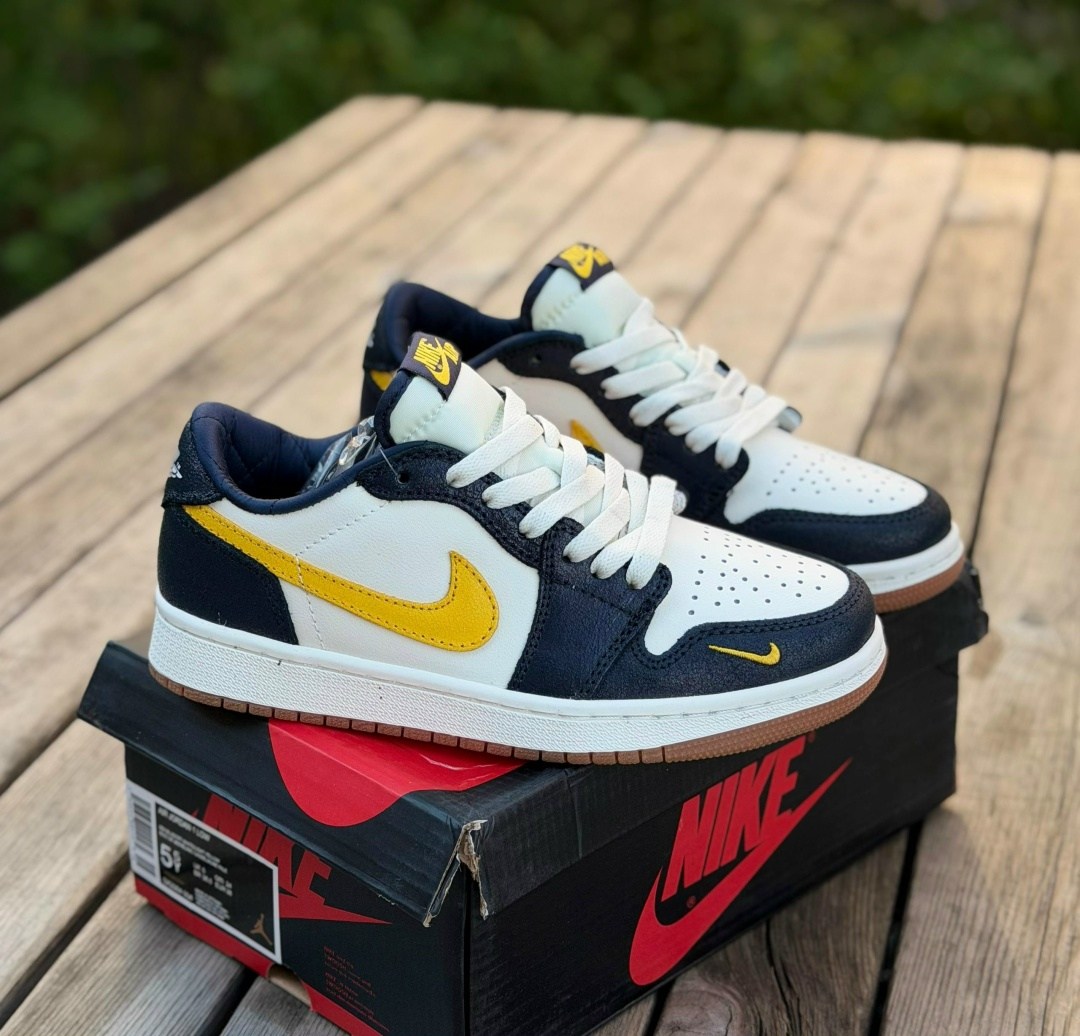 кроссовки nike air jordan 1 low,кроссовки nike travis scott x air jordan 1 low,кроссовки,кроссовки travis scott x air jordan 1 low,nike air jordan 1 low
