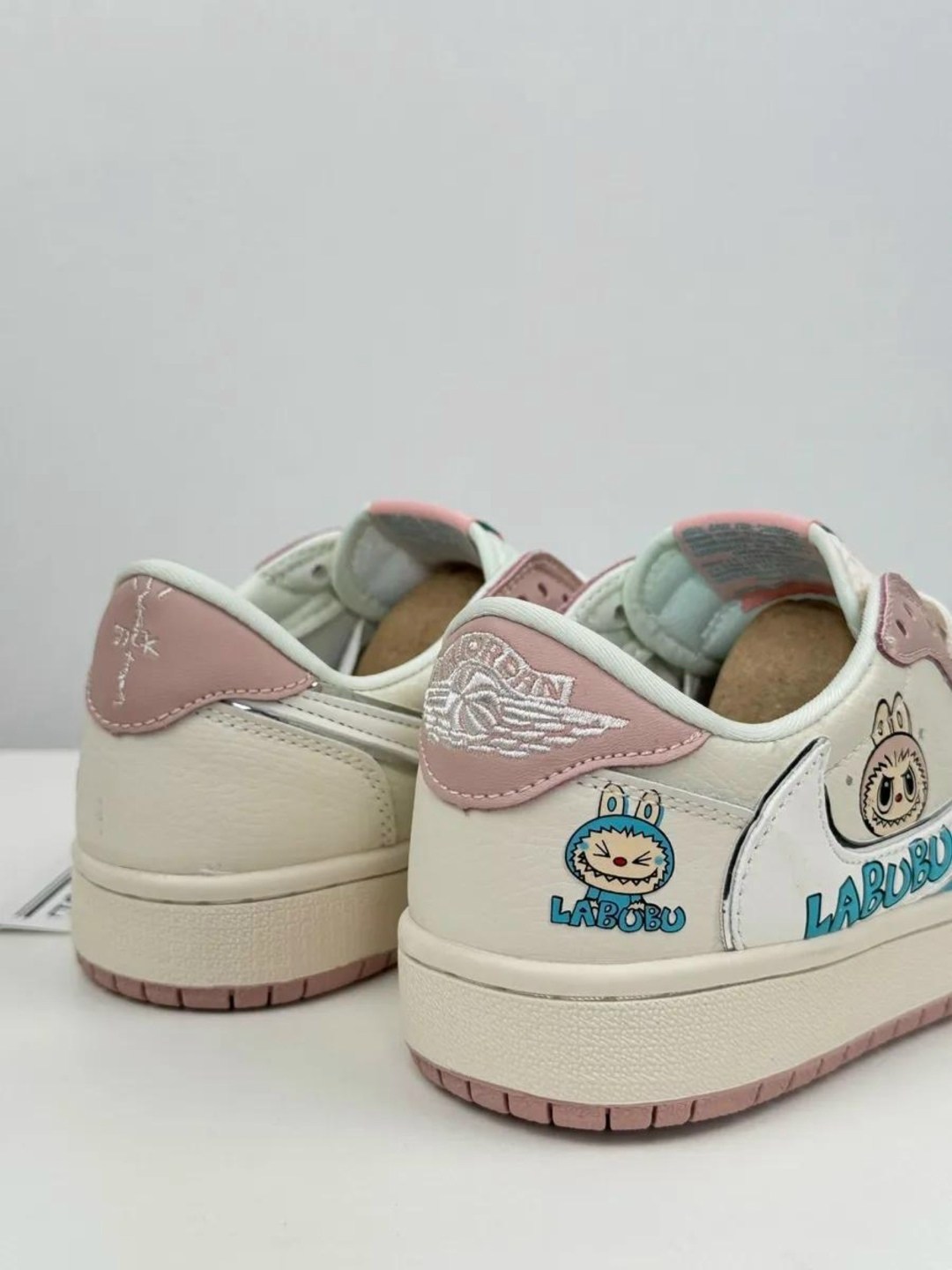 кроссовки nike женские,женские кроссовки,кроссовки,кроссовки nike air jordan 1 low x travis scott x labubu,оригинальные кроссовки