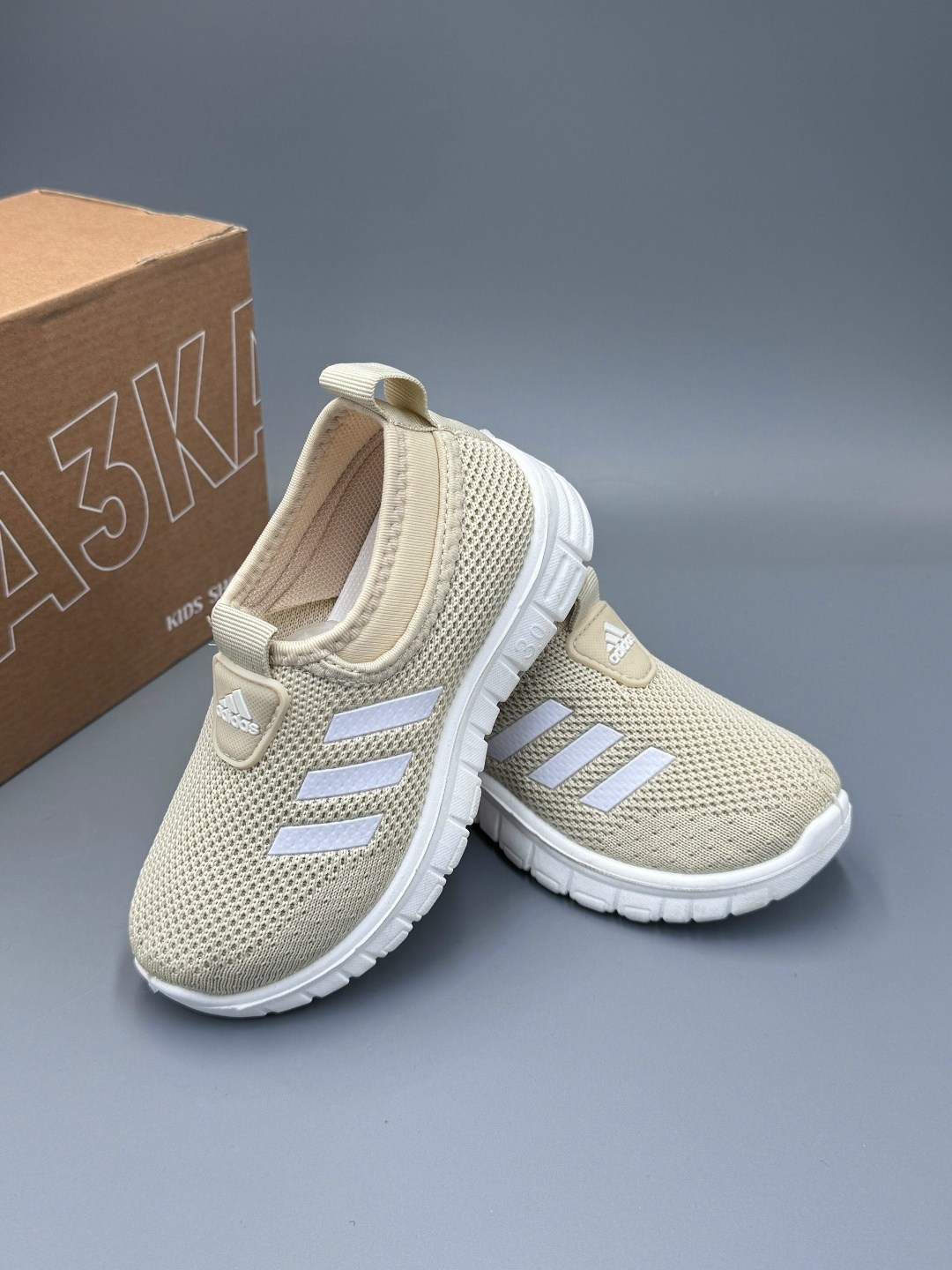 ,спортивная ,adidas кроссовки,кроссовки,кроссовка
