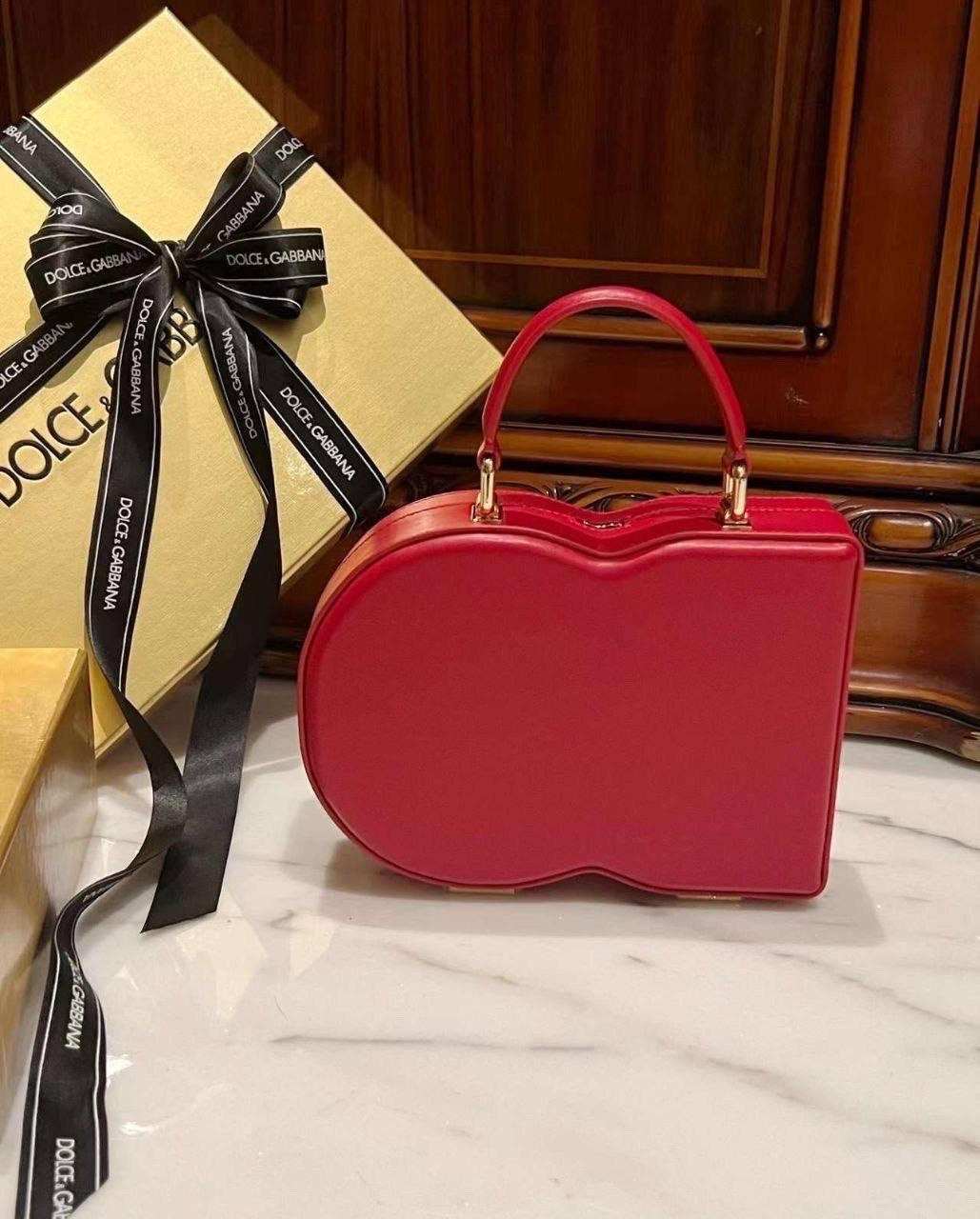 dolce gabbana сумка,сумка дольче габбана красная,модная сумка,модная женская сумка,сумка