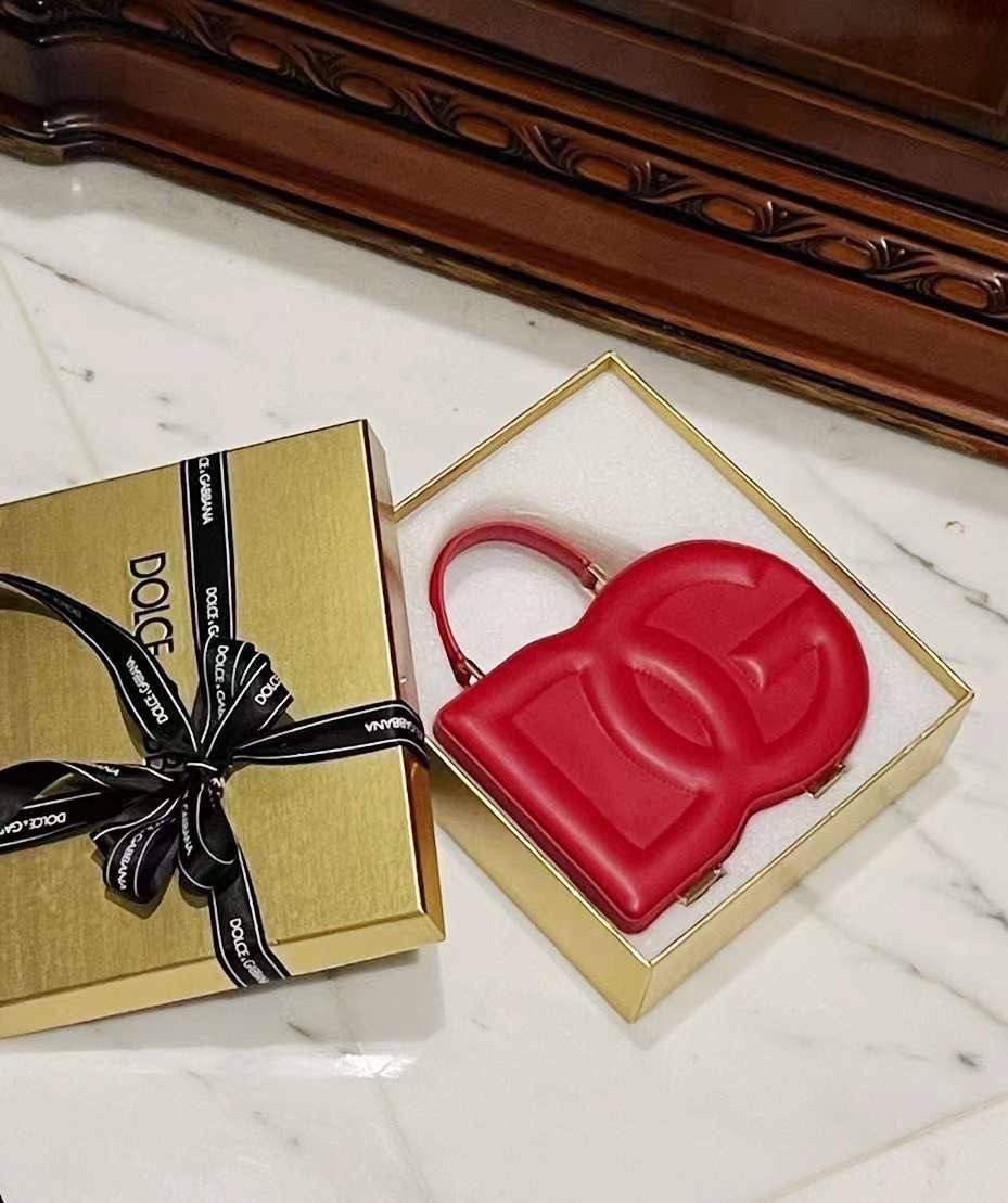 dolce gabbana сумка,сумка дольче габбана красная,модная сумка,модная женская сумка,сумка