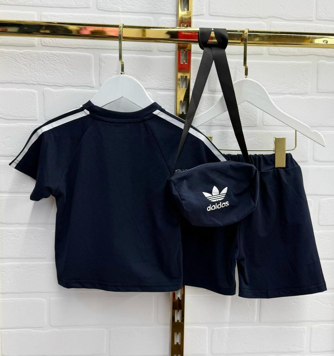 adidas original,adidas originals adidas,сет адидас,детский спортивный костюм adidas,одежда для маленьких мальчиков