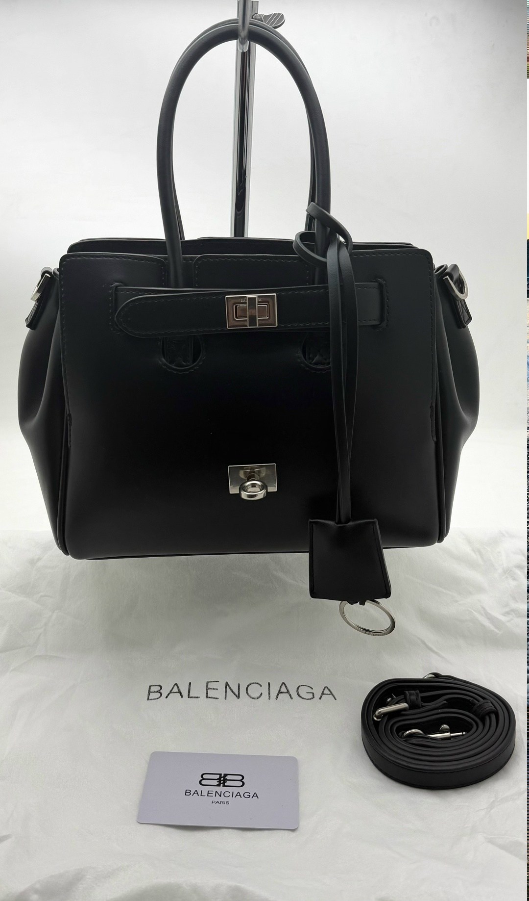 сумка balenciaga натуральная кожа 30-25 см,сумка balenciaga натуральная кожа 30-25 см реплика,сумка balenciaga женская,сумка balenciaga,сумка