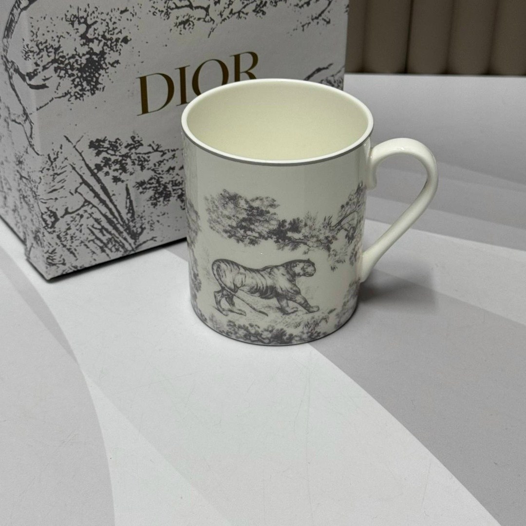 dior чашка кофейная 350 мл темно-синий светло-бежевый,чайный сервиз dior 4 предмета,чайная пара набор dior,кофейная чашка dior объемом 350 мл,чайные наборы