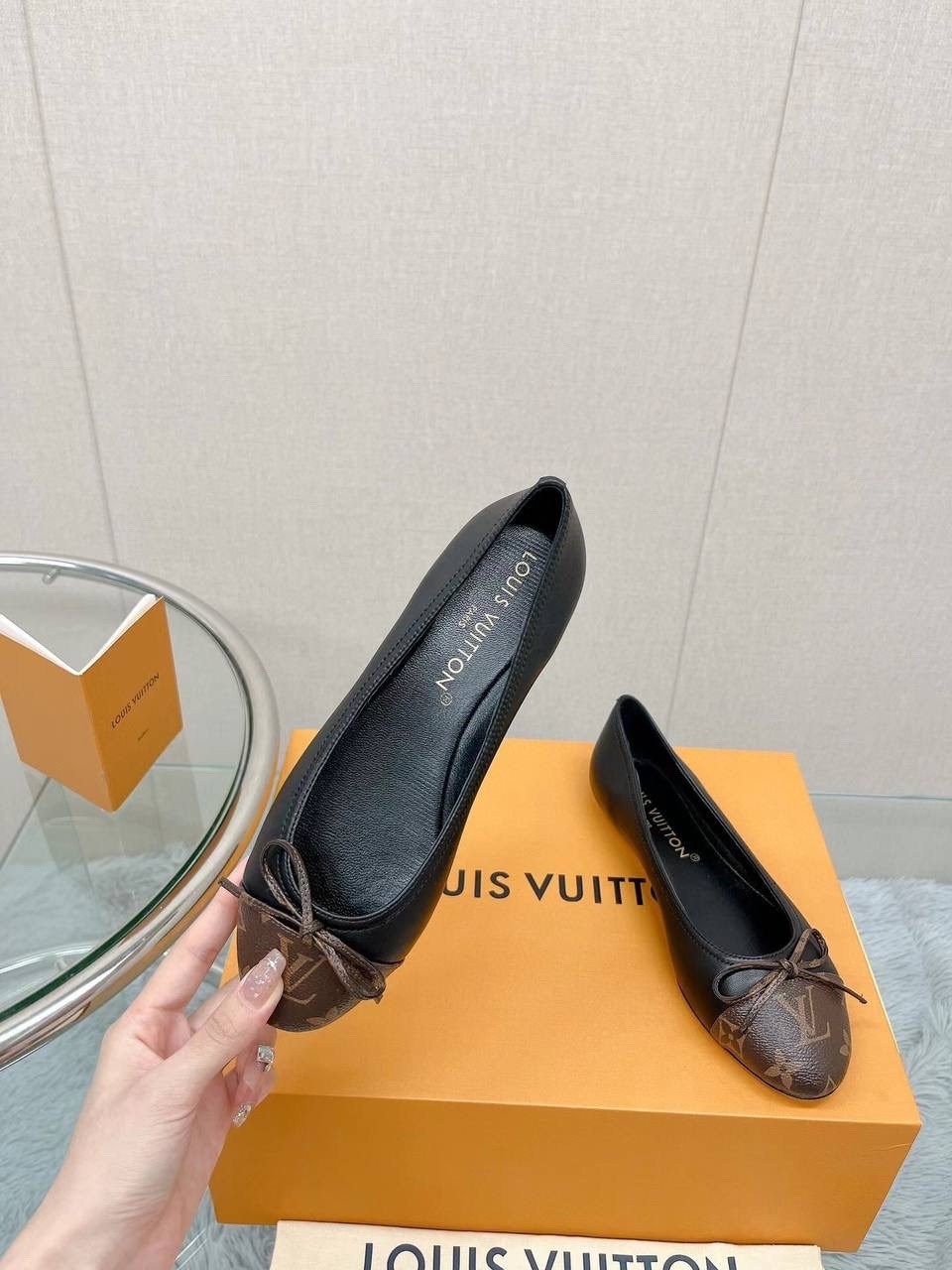 ,туфли louis vuitton,балетки луи виттон,балетки,женские балетки
