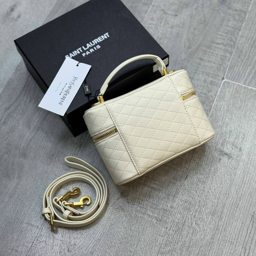 косметичка yves saint laurent,сумка yves saint laurent,saint laurent сумка,сумка,женская сумка