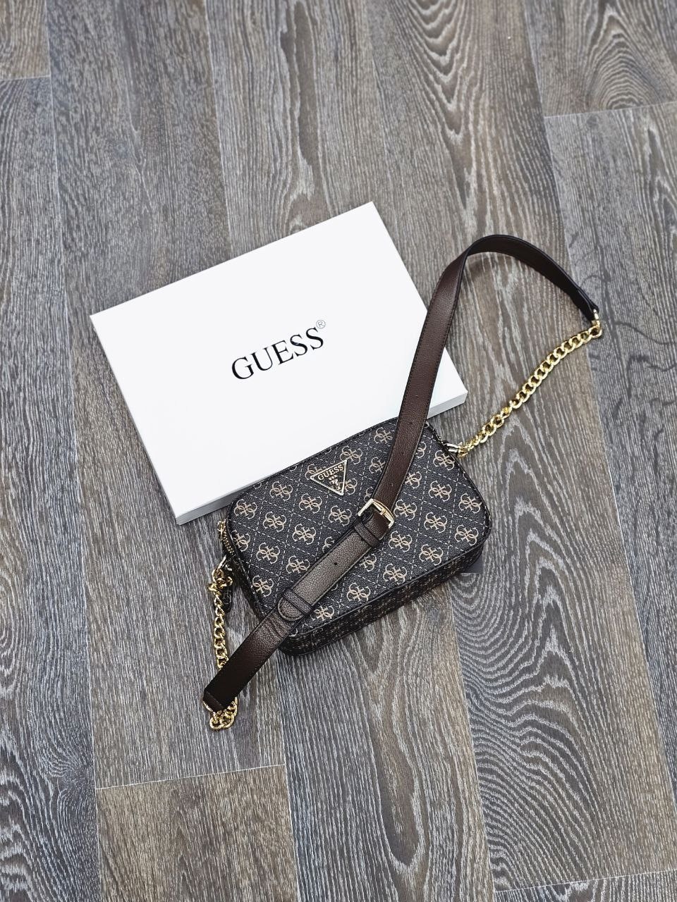 женская сумка guess,guess сумка на плечо,сумка guess,guess сумка кросс-боди,guess сумка на плечо кросс-боди