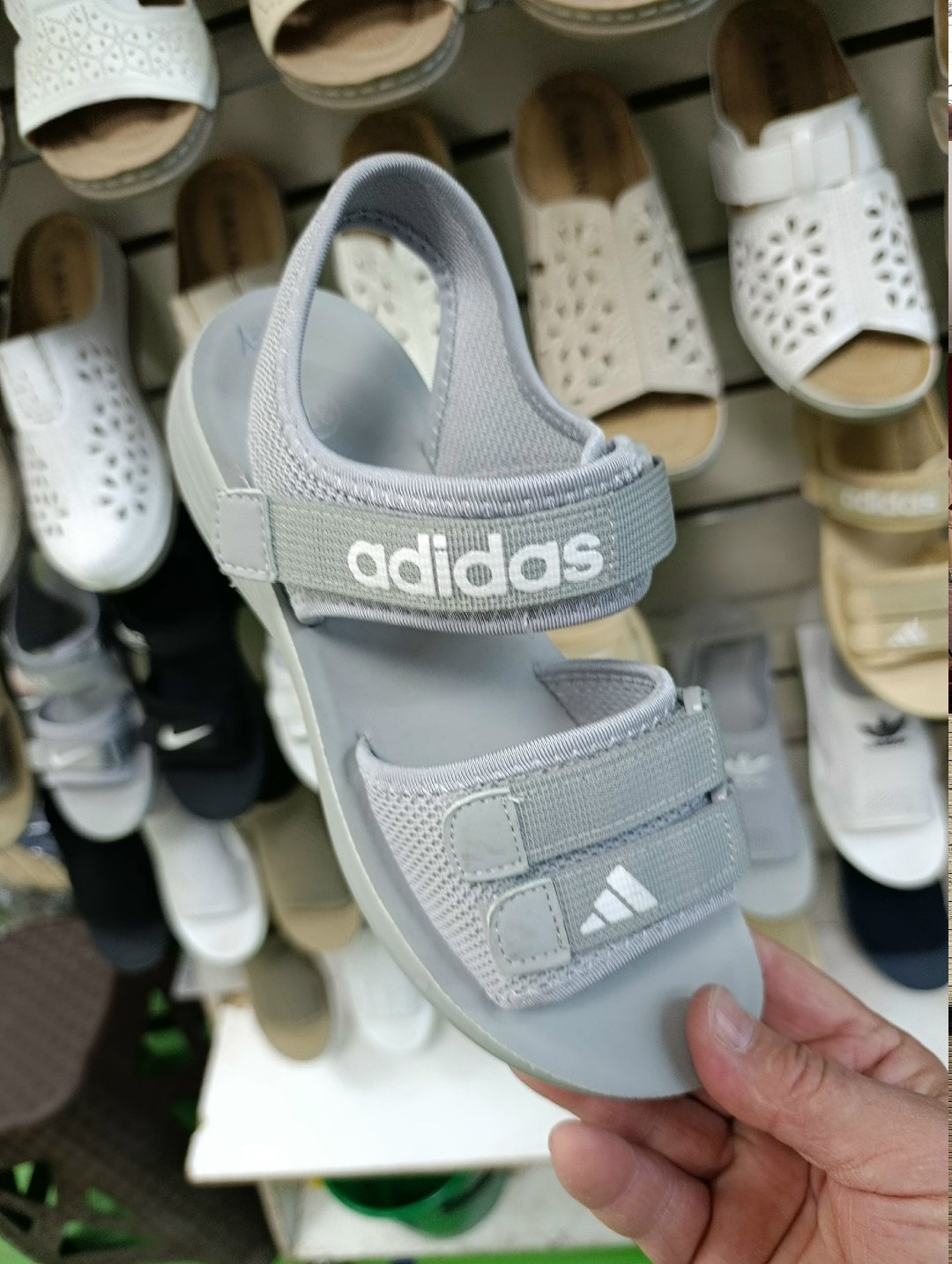 сандалии adidas,сандалии adidas adilette sandal,adidas originals adilette sandal,сандалии adidas adilette,сандалии adidas terrex sumra