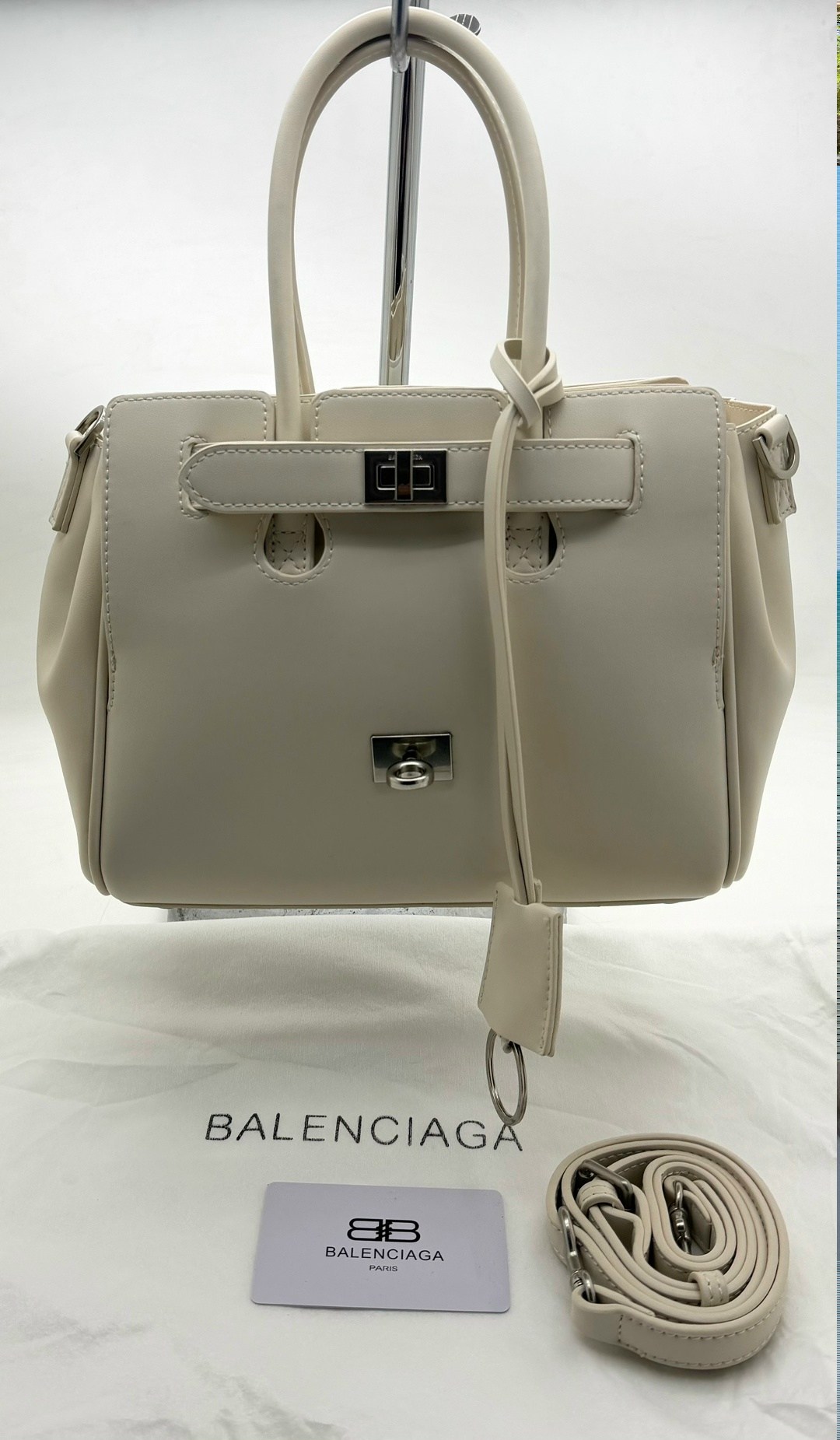 сумка balenciaga натуральная кожа 30-25 см,сумка balenciaga натуральная кожа 30-25 см реплика,сумка balenciaga женская,сумка balenciaga,сумка