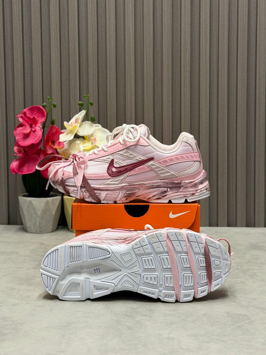 кроссовки nike женские,кроссовки nike initiator розовые pink y2k женские,кроссовки nike initiator розовый,кроссовки nike initiator pink,кроссовки женские nike initiator pink