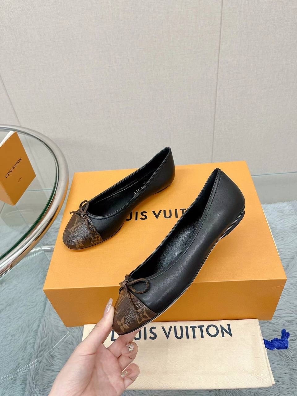 ,туфли louis vuitton,балетки луи виттон,балетки,женские балетки
