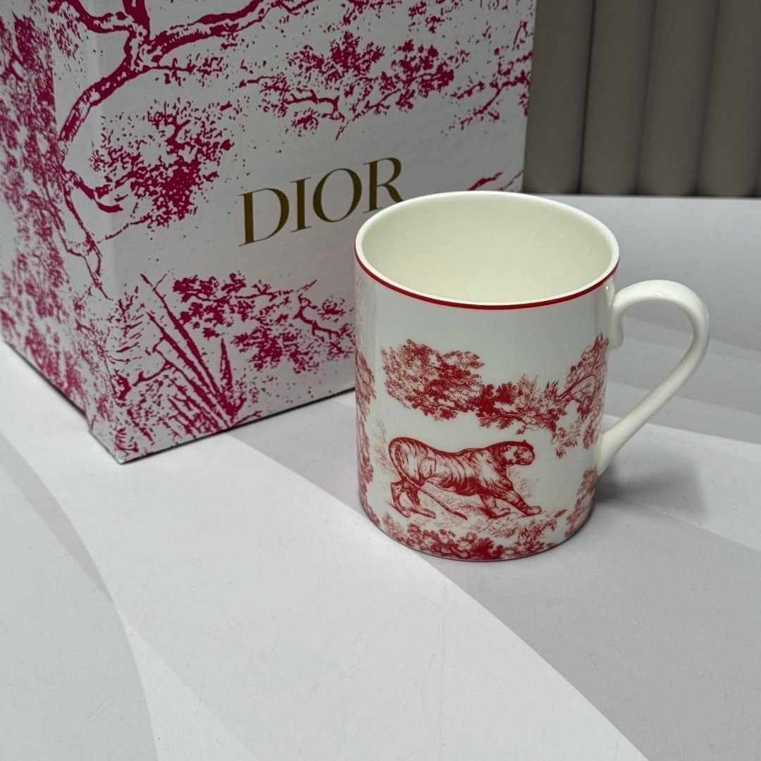 dior чашка кофейная 350 мл темно-синий светло-бежевый,чайный сервиз dior 4 предмета,чайная пара набор dior,кофейная чашка dior объемом 350 мл,чайные наборы